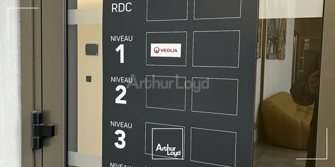 BUREAUX à LOUER de 567 m²