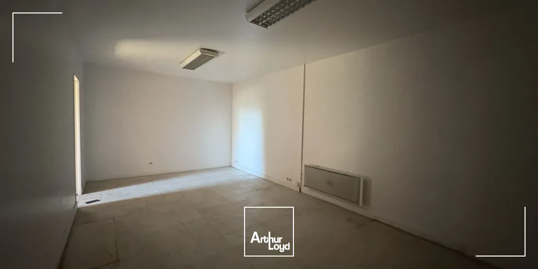 Cellule mixte à louer - 174 m2 - Saint Jean de Braye