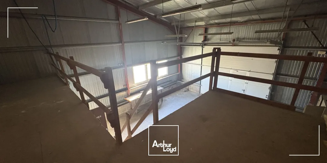 Cellule mixte à louer - 174 m2 - Saint Jean de Braye