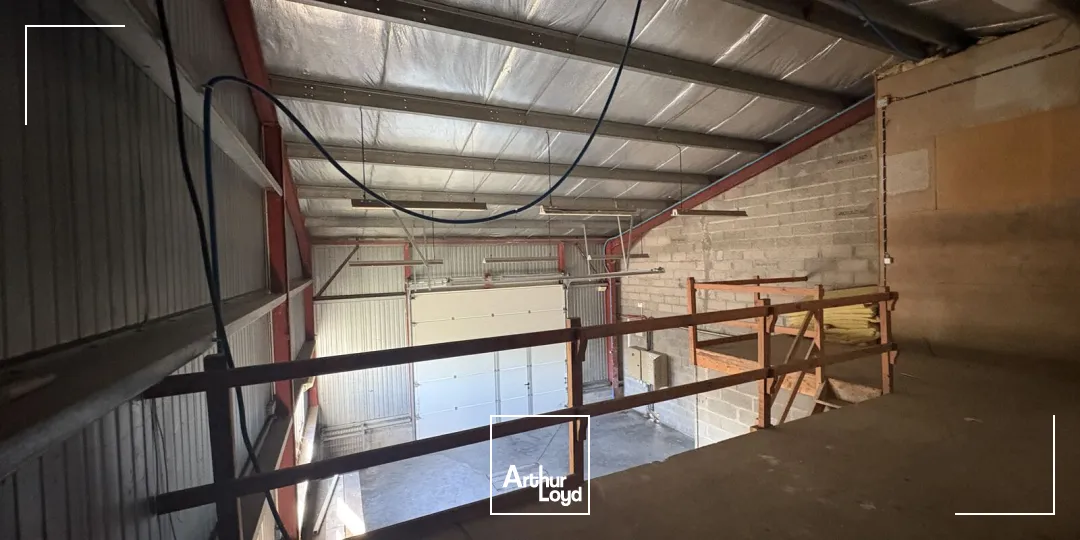 Cellule mixte à louer - 174 m2 - Saint Jean de Braye