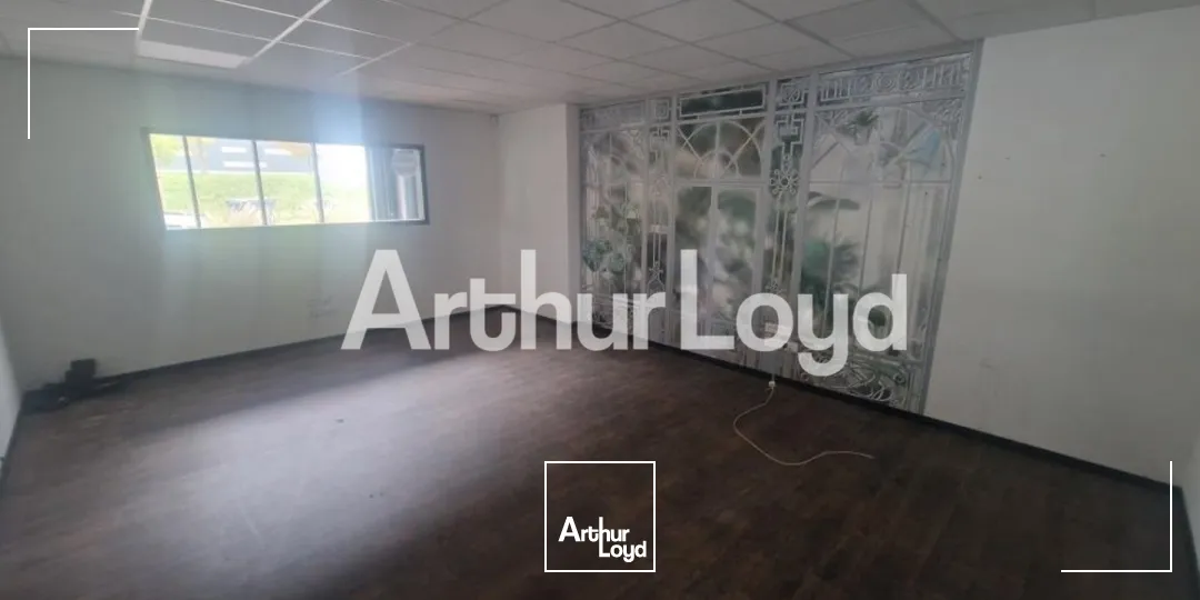 LOCAL ACTIVITE - A VENDRE - CORMELLES LE ROYAL