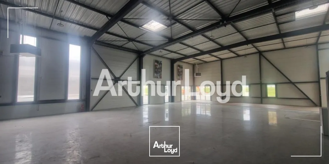 LOCAL ACTIVITE - A VENDRE - CORMELLES LE ROYAL