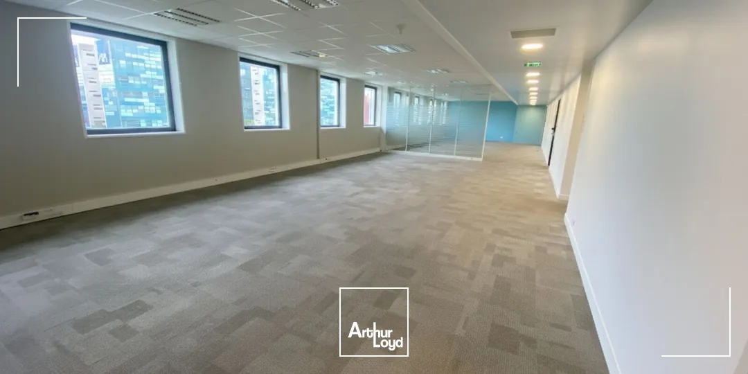 Bureaux à louer au pied du RER Nanterre Préfecture