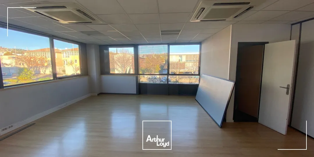 Bureaux à louer en ZFU - 13016 Marseille