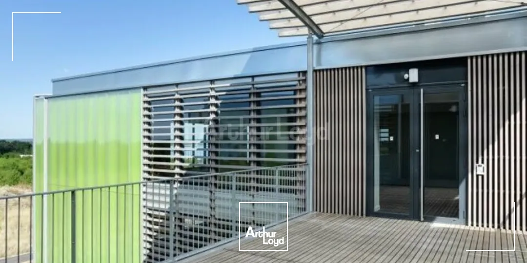 BUREAUX à VENDRE de 1392 m²