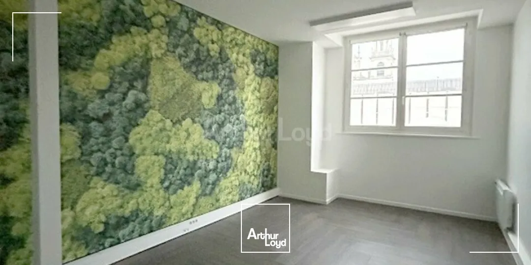 BUREAUX à LOUER de 486 m²