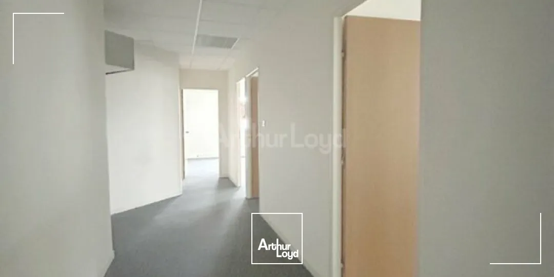 BUREAUX à LOUER de 155 m²