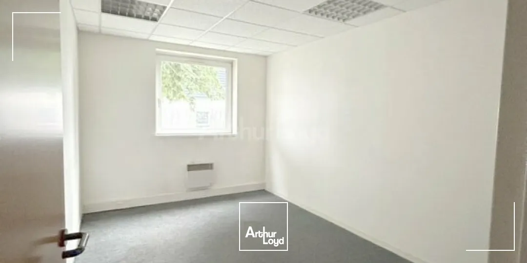 BUREAUX à LOUER de 155 m²