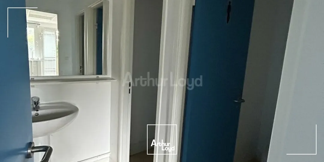 BUREAUX à LOUER de 118 m²