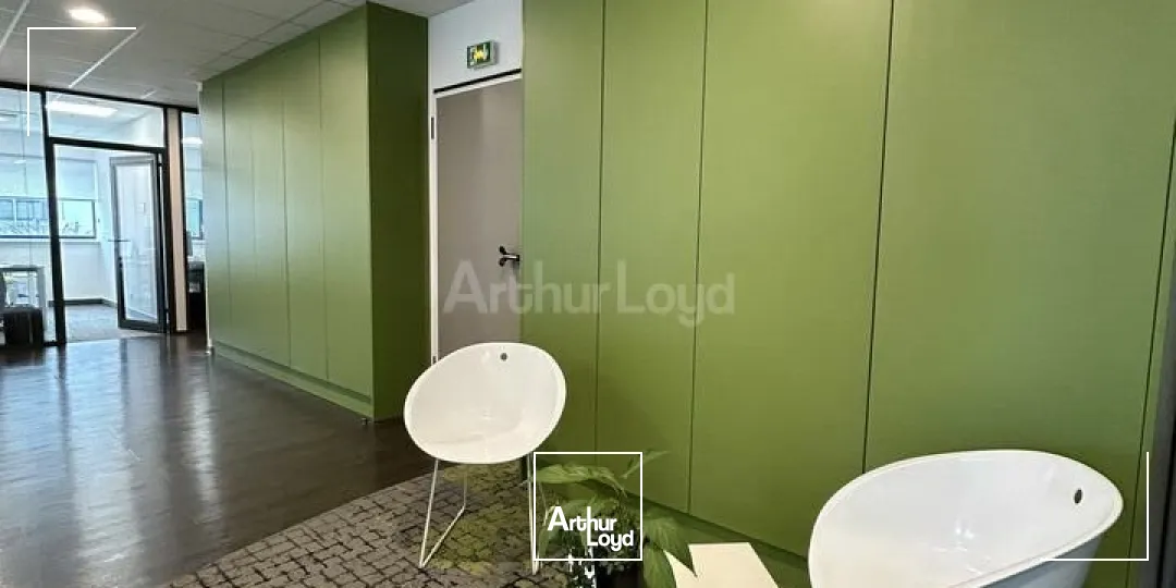 BUREAUX à LOUER de 286 m²