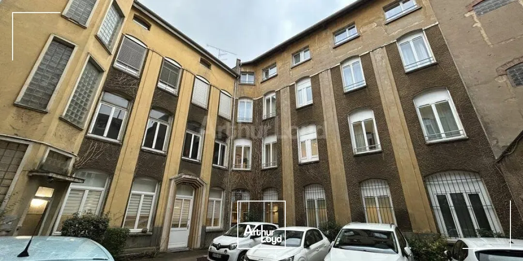 BUREAUX à LOUER de 161 m²