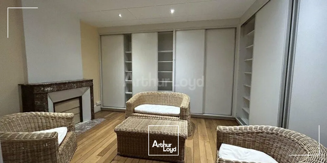 BUREAUX à LOUER de 114 m²