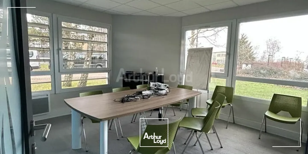 BUREAUX à LOUER de 267 m²