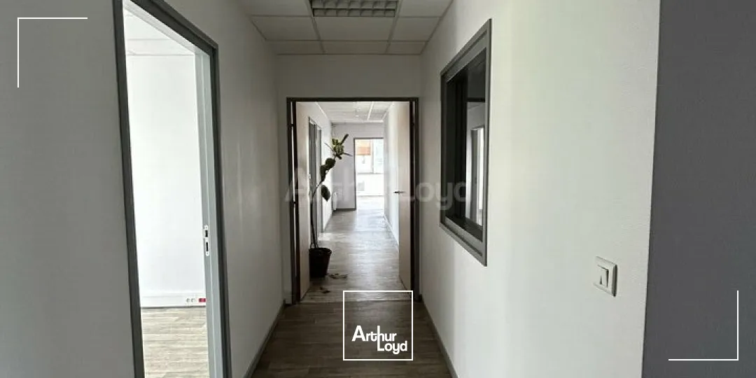 BUREAUX à LOUER de 210 m²