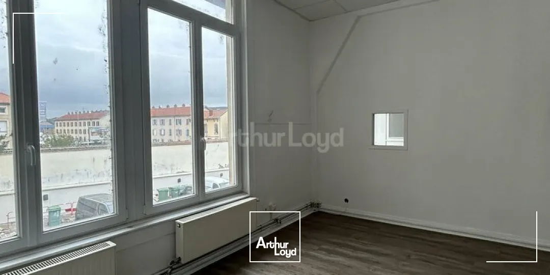 BUREAUX à LOUER de 100 m²