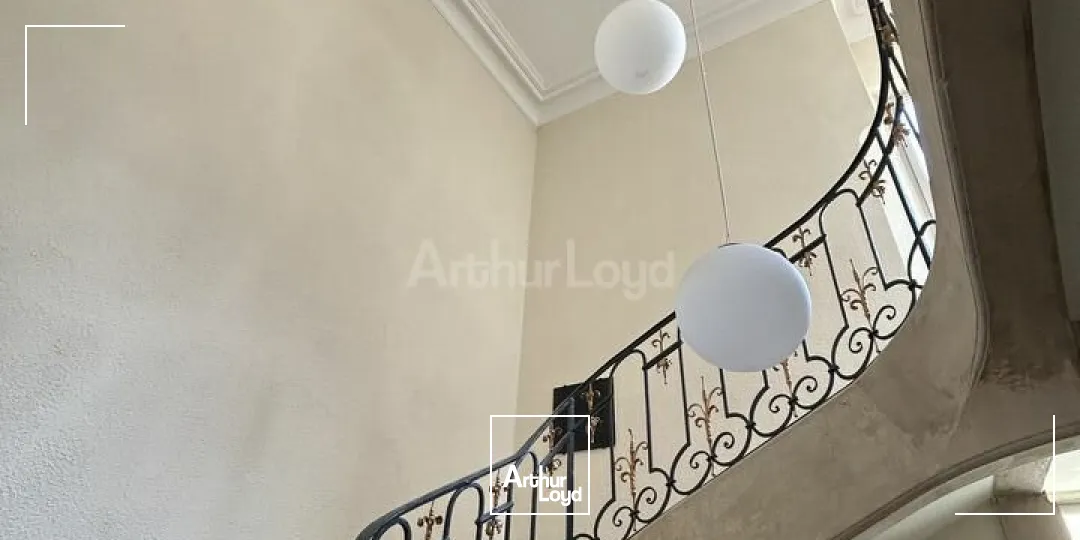 BUREAUX à LOUER de 233 m²