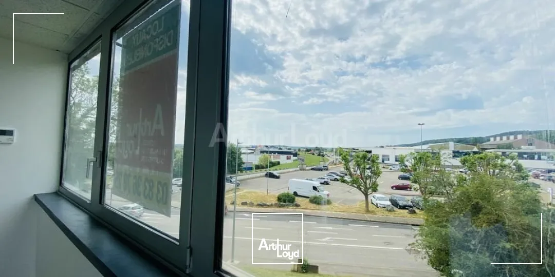 BUREAUX à LOUER de 92 m²