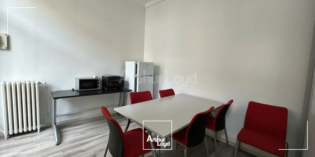 BUREAUX à LOUER de 198 m²