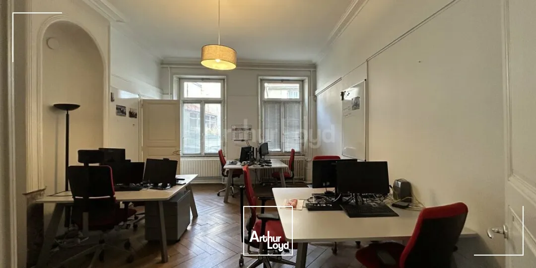 BUREAUX à LOUER de 198 m²