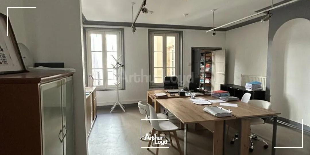 BUREAUX à LOUER de 115 m²