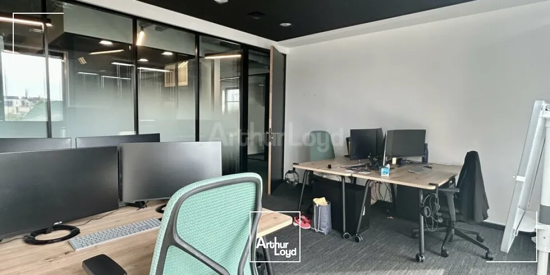 BUREAUX à LOUER de 193 m²