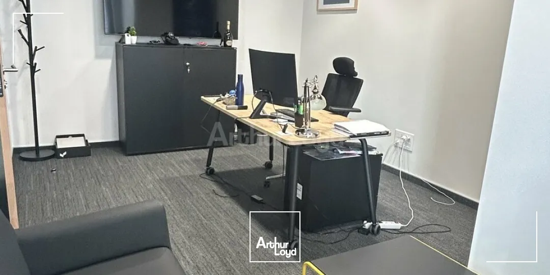 BUREAUX à LOUER de 193 m²