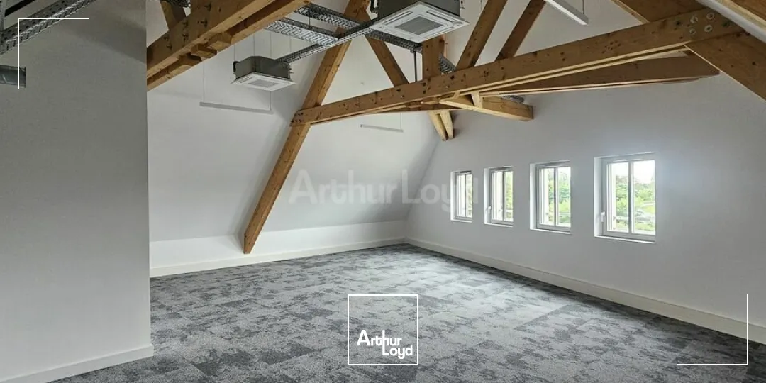 BUREAUX à LOUER de 289 m²