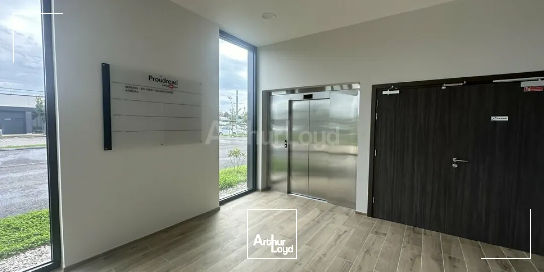 BUREAUX à LOUER de 105 m²