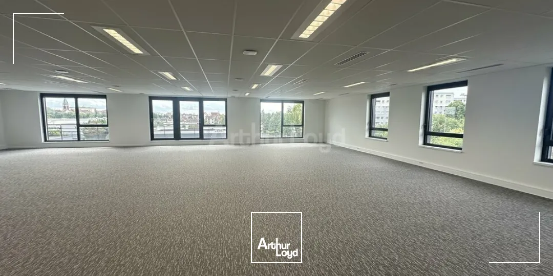 BUREAUX à LOUER de 105 m²