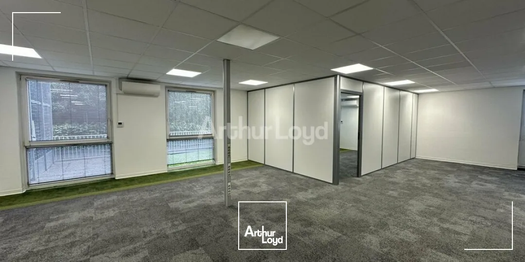 BUREAUX à LOUER de 1769 m²