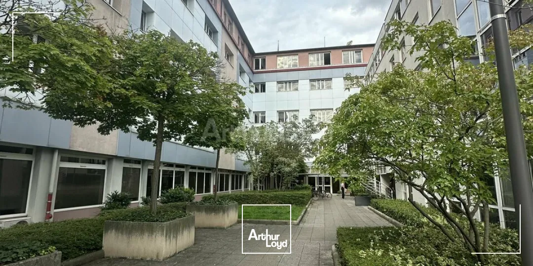 BUREAUX à LOUER de 1769 m²