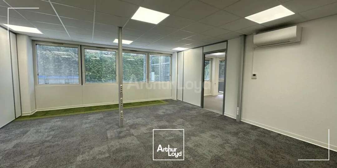 BUREAUX à LOUER de 1769 m²