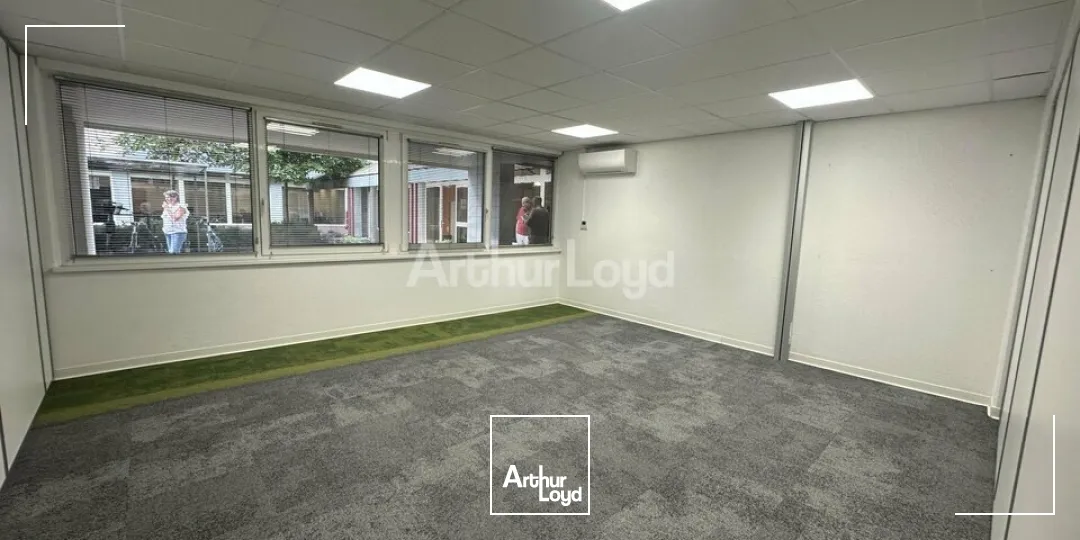 BUREAUX à LOUER de 1769 m²