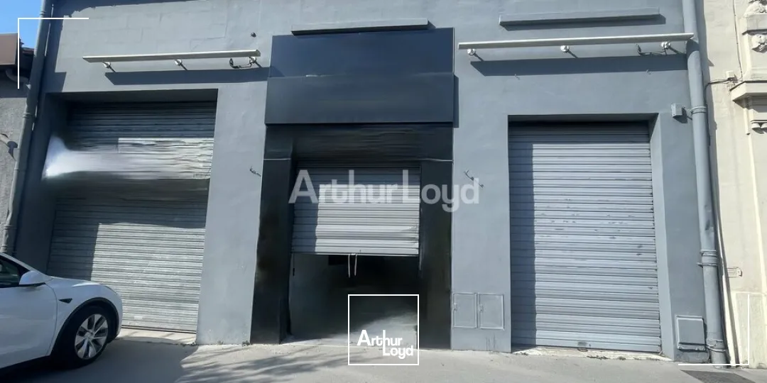 A LOUER SUR UN AXE PASSANT !LOCAL COMMERCIAL D'ENVIRON 295M2 - TOUTES ACTIVITES POSSIBLES - REIMS (51)