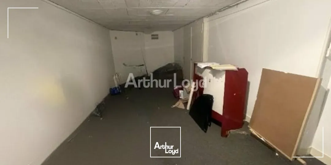 Secteur Saint-Marceaux à REIMS (51) - local commercial d'une superficie d'environ