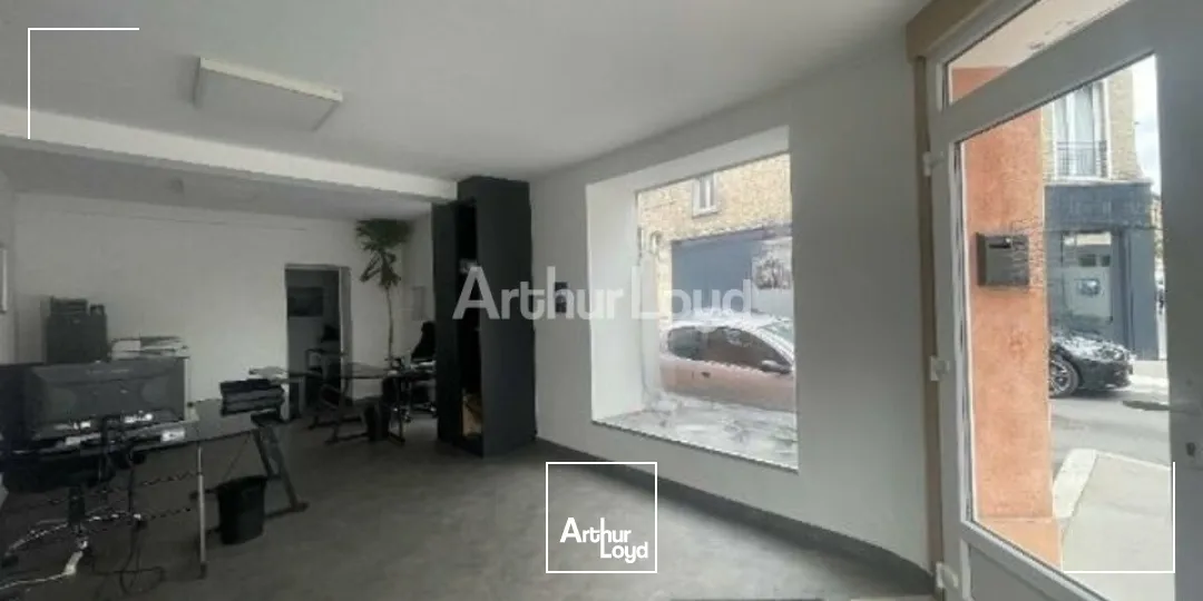 Secteur Saint-Marceaux à REIMS (51) - local commercial d'une superficie d'environ