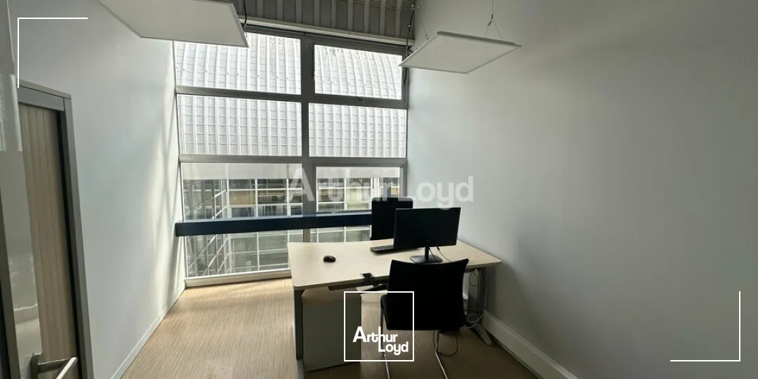 LOCAL D'ACTIVITÉ D'ENVIRON 2 269 M2 - REIMS / BEZANNES