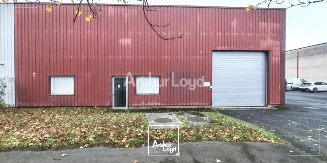 A Louer - Local d'activité de 523,62m2 dont 88,75m2 de bureaux secteur ZI La Pompelle à Reims