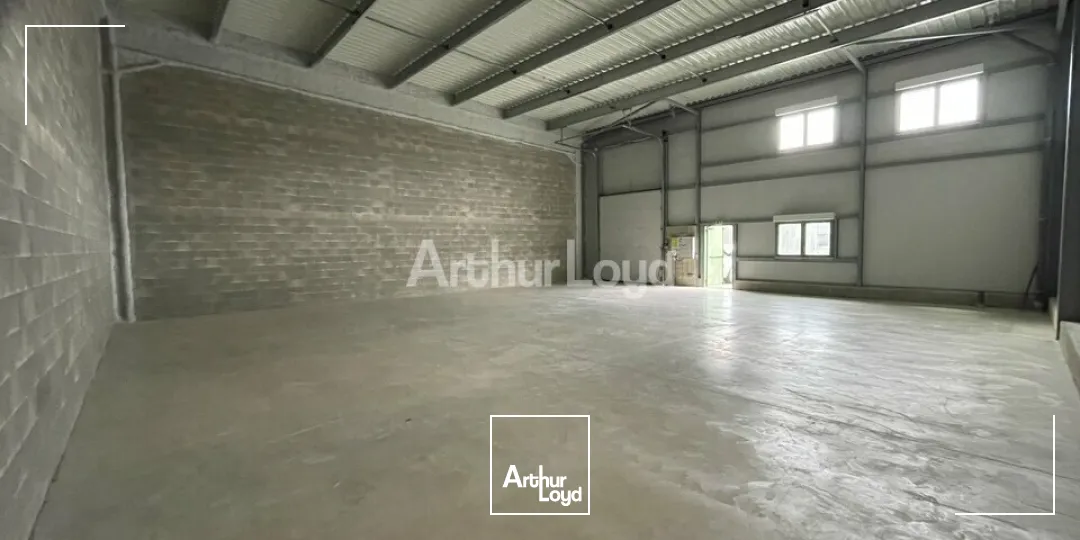 A Louer - Entrepôt de 200m2 secteur ZAC CROIX BLANDIN