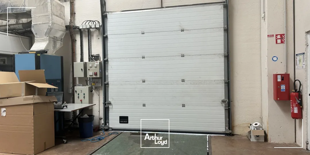 BATIMENT MIXTE INDEPENDANT