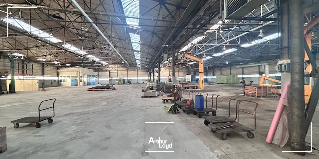 BOURG EN BRESSE - CENORD - BATIMENT INDUSTRIEL A VENDRE OU A LOUER