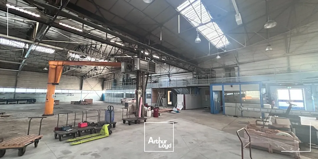 BOURG EN BRESSE - CENORD - BATIMENT INDUSTRIEL A VENDRE OU A LOUER