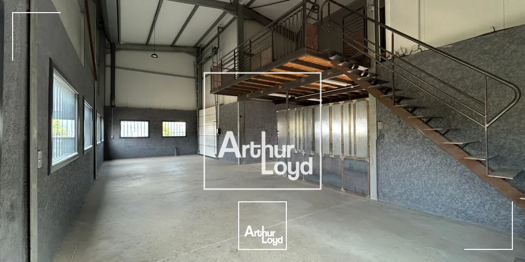 Local d'activité indépendant à louer dans une zone artisanale