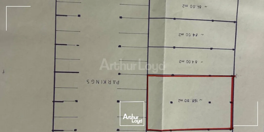 LOCAL COMMERCIAL à LOUER de 168 m²