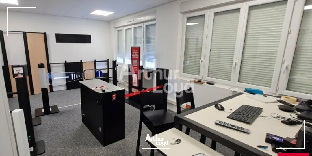 CHATEAUROUX METROPOLE - A LOUER - ESPACE DE BUREAUX - 70m² - 2209