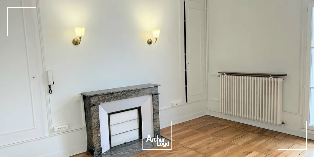 TOURS BUREAUX A LOUER 150 M² STANDING