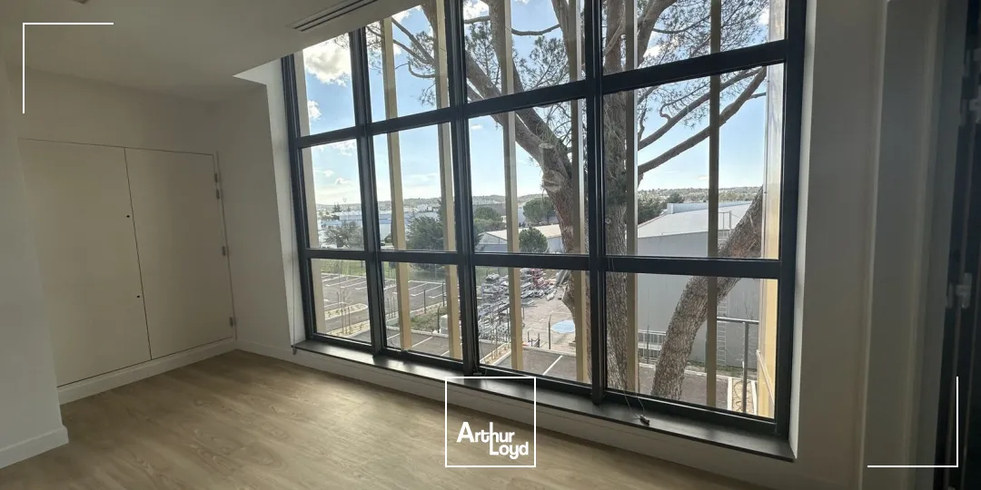 Immeuble neuf de standing à louer sur le PAAP