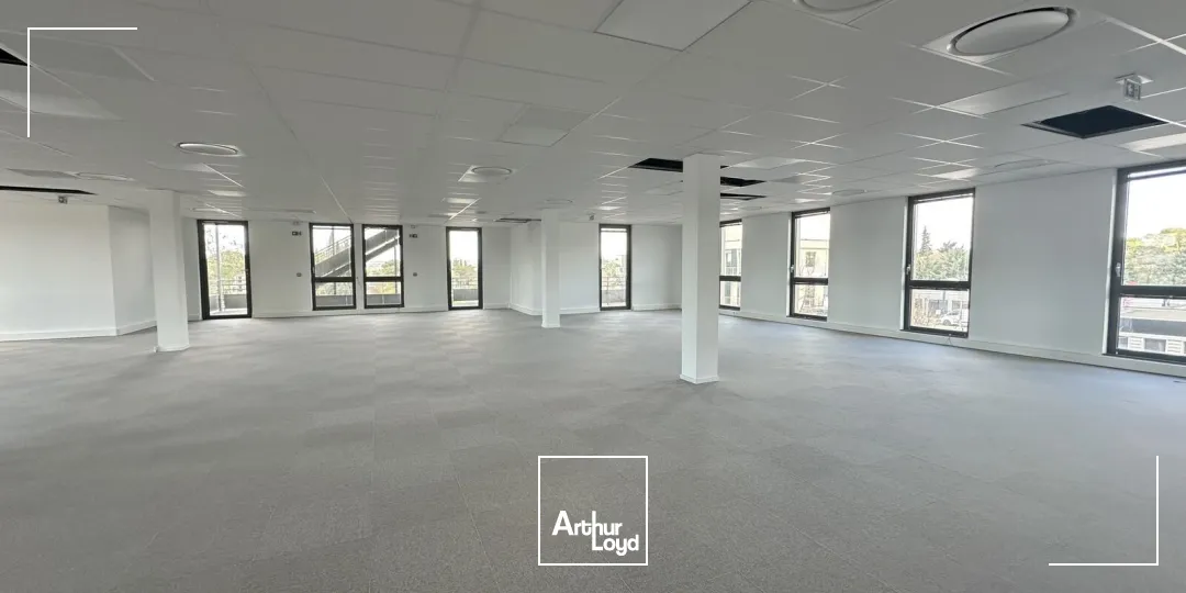 Immeuble neuf de standing à louer sur le PAAP