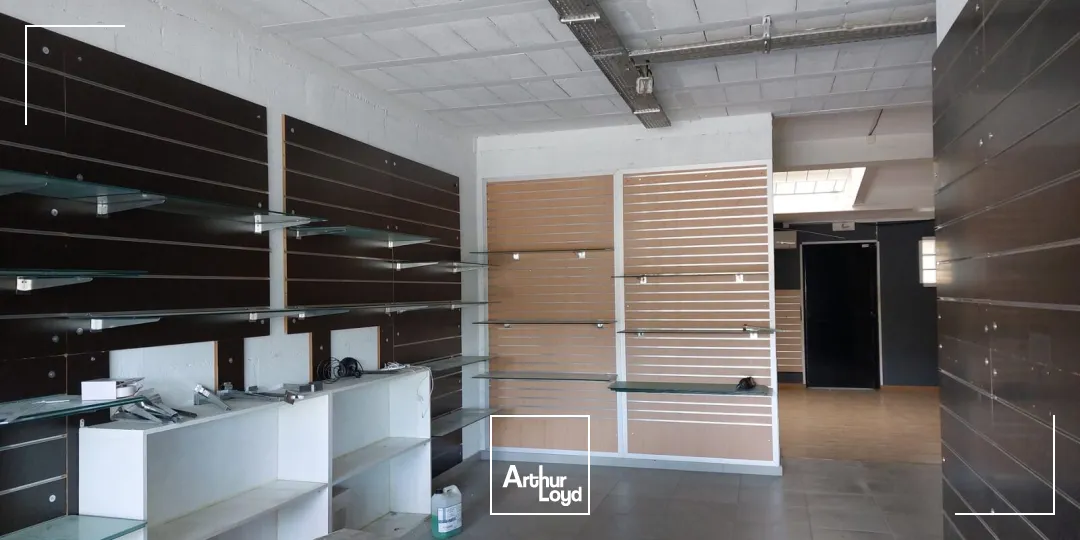 Local commercial à louer - ZAC Les Playes - Six-Fours-les-Plages