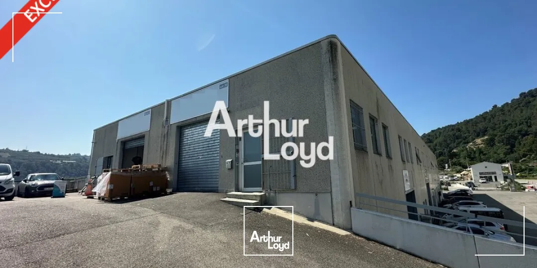 Bureaux et petit stockage sur la route de la Baronne